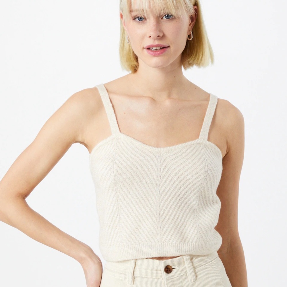 ⚡️ BRAND NEW ⚡️ Vero Moda Knitted Cami